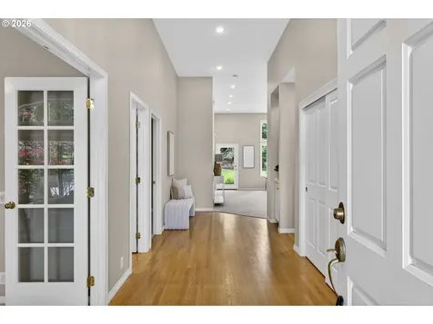 4086 NW Gleneagles Place Portland OR 97229
