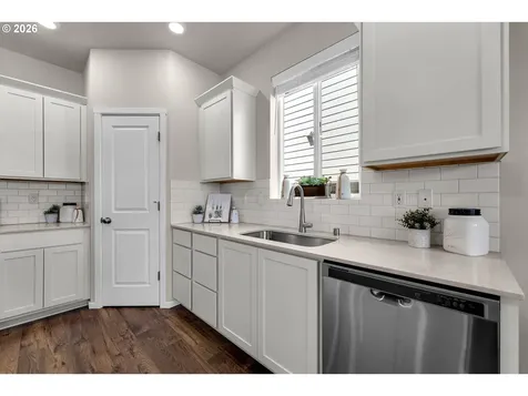 4942 NE 24th Avenue Vancouver WA 98663
