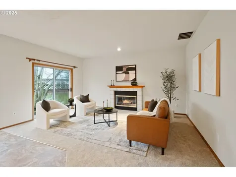 14390 Camden Lane Lake Oswego OR 97035