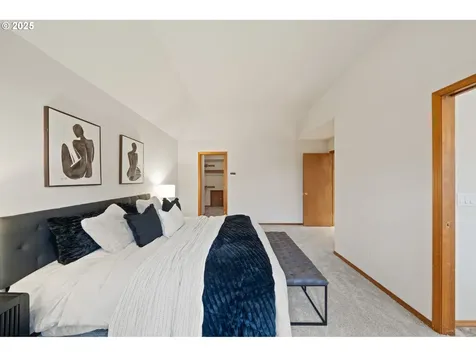 14390 Camden Lane Lake Oswego OR 97035