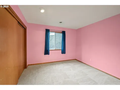 14390 Camden Lane Lake Oswego OR 97035