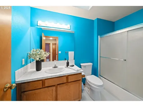 14390 Camden Lane Lake Oswego OR 97035