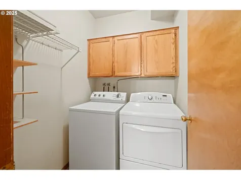 14390 Camden Lane Lake Oswego OR 97035
