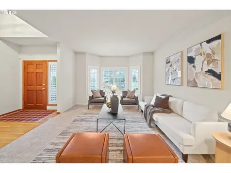 14390 Camden Lane Lake Oswego OR 97035