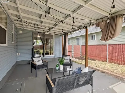 6102 SE Knapp Street Portland OR 97206