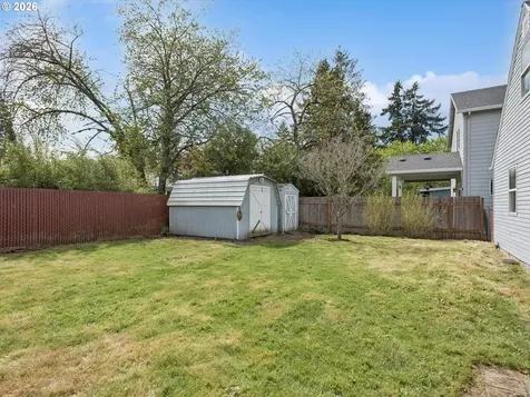 6102 SE Knapp Street Portland OR 97206