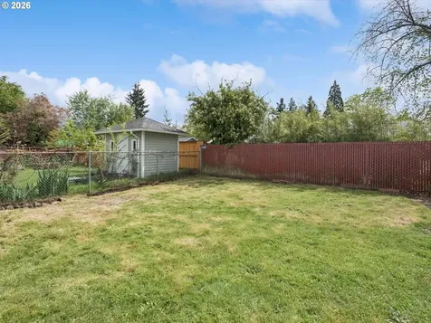 6102 SE Knapp Street Portland OR 97206