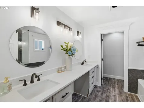 1812 I Street Washougal WA 98671
