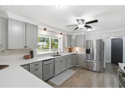 1812 I Street Washougal WA 98671