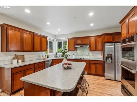 944 NW Hoquiam Court Camas WA 98607