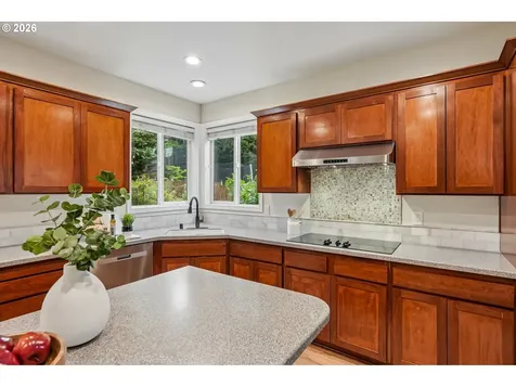 944 NW Hoquiam Court Camas WA 98607