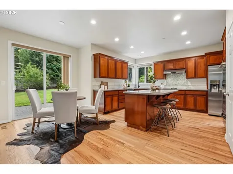 944 NW Hoquiam Court Camas WA 98607