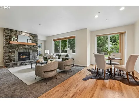 944 NW Hoquiam Court Camas WA 98607