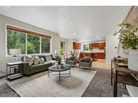 944 NW Hoquiam Court Camas WA 98607