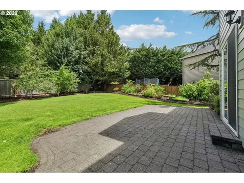 944 NW Hoquiam Court Camas WA 98607