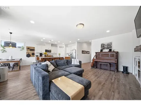 2309 NE 82nd Street Vancouver WA 98665
