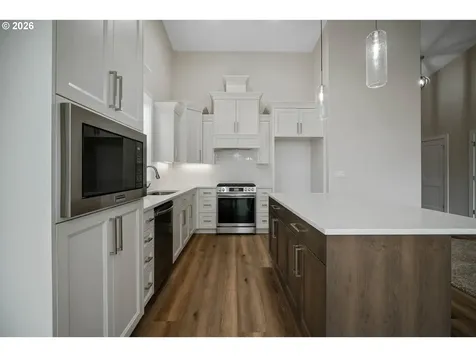 6699 Naomi Danielle Street SE Salem OR 97306