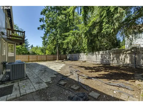 9373 SW Fast Place Portland OR 97223