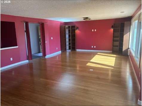 606 SE 73rd Avenue Portland OR 97215