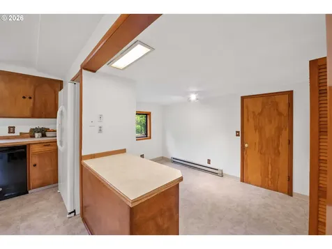 430 SW Cedar Avenue Warrenton OR 97146