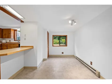 430 SW Cedar Avenue Warrenton OR 97146