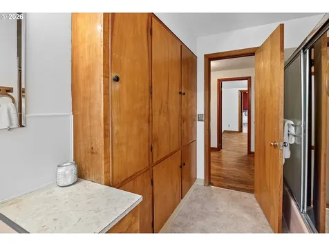 430 SW Cedar Avenue Warrenton OR 97146