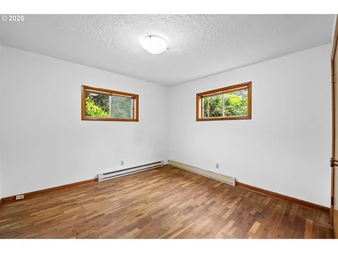 430 SW Cedar Avenue Warrenton OR 97146