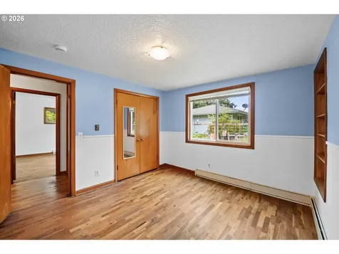 430 SW Cedar Avenue Warrenton OR 97146