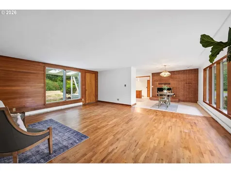 430 SW Cedar Avenue Warrenton OR 97146