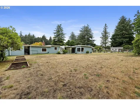 430 SW Cedar Avenue Warrenton OR 97146
