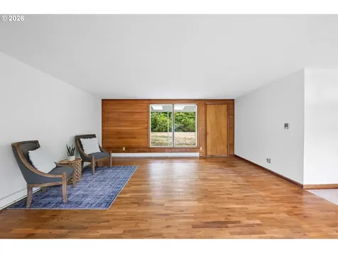 430 SW Cedar Avenue Warrenton OR 97146