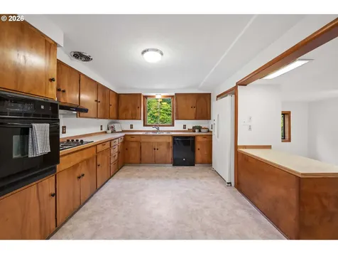 430 SW Cedar Avenue Warrenton OR 97146