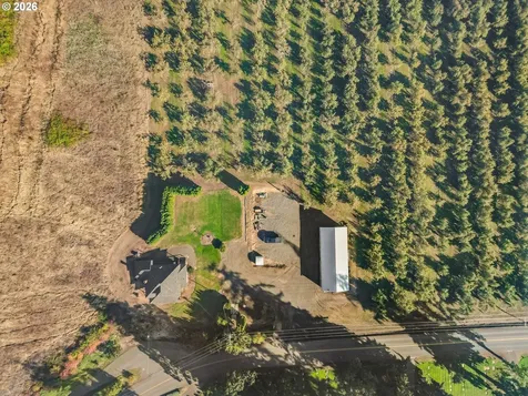 2650 Van Horn Drive Hood River OR 97031