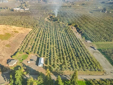2650 Van Horn Drive Hood River OR 97031
