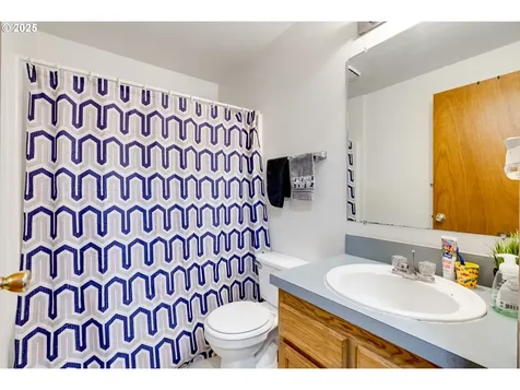 3729 N Farragut Street Portland OR 97217