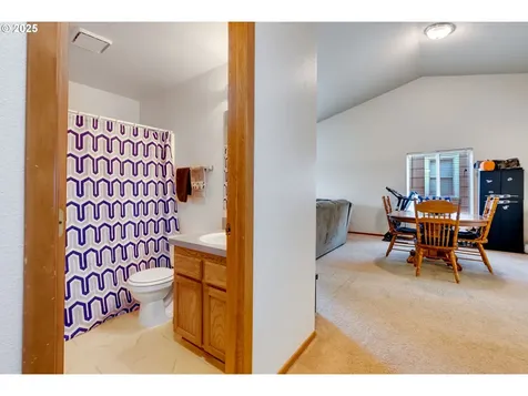 3729 N Farragut Street Portland OR 97217