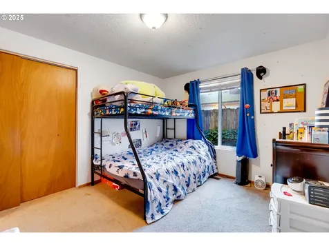 3729 N Farragut Street Portland OR 97217