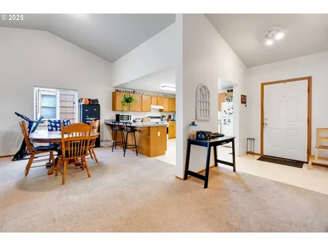 3729 N Farragut Street Portland OR 97217