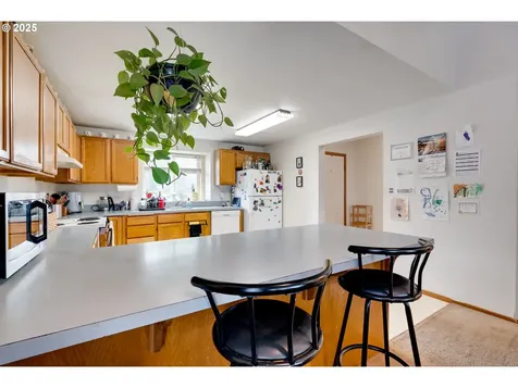 3729 N Farragut Street Portland OR 97217