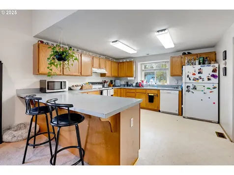 3729 N Farragut Street Portland OR 97217