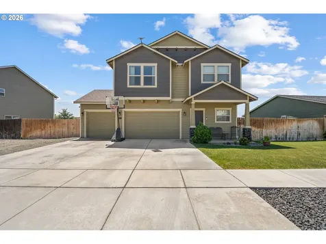 2328 NW Eucalyptus Drive Hermiston OR 97838
