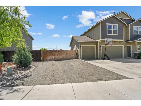 2328 NW Eucalyptus Drive Hermiston OR 97838
