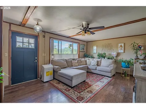 2015 SE 283rd Avenue Camas WA 98607
