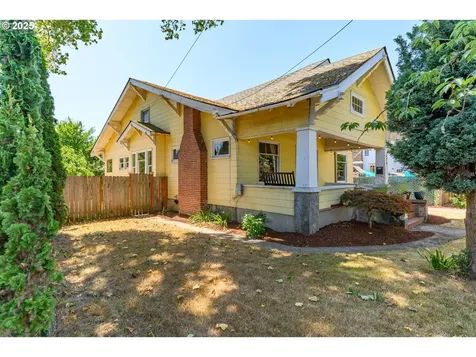 630 SE 1st Street Mcminnville OR 97128
