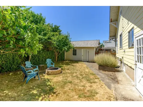 630 SE 1st Street Mcminnville OR 97128