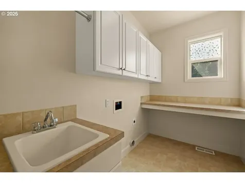 23136 Bland Circle West Linn OR 97068