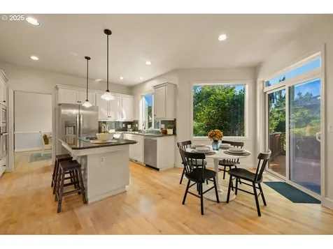 23136 Bland Circle West Linn OR 97068