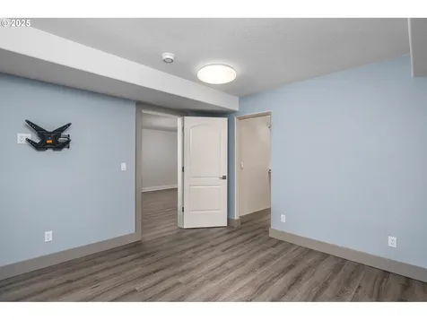 2377 NW Burkhart Drive Portland OR 97229