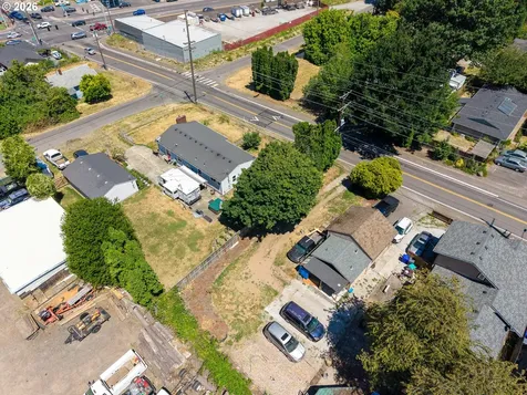 5947 NE 60th Avenue Portland OR 97218