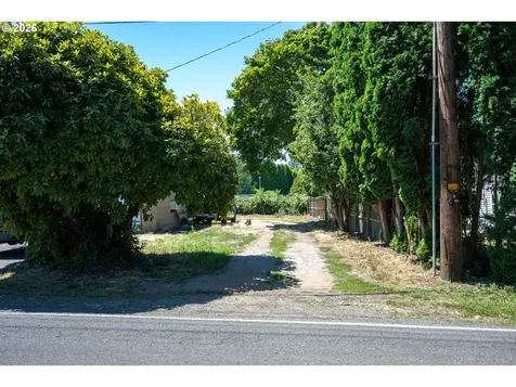 5947 NE 60th Avenue Portland OR 97218